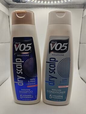 Alberto VO5 Dry Scalp‎ Almond Oil Moisturizing Shampoo & Conditioner Set NEW